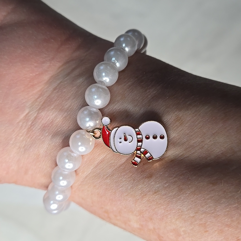 Snowman Charm Pearly Bracelet